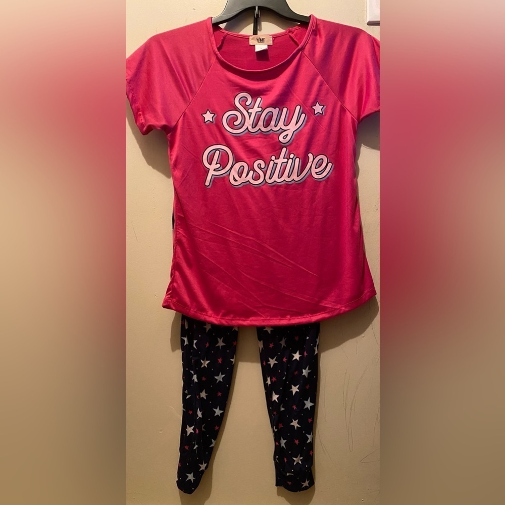 Pajama Set - Picture 1 of 1